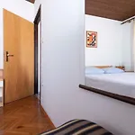 One-bedroom In I Apartment Kukljica