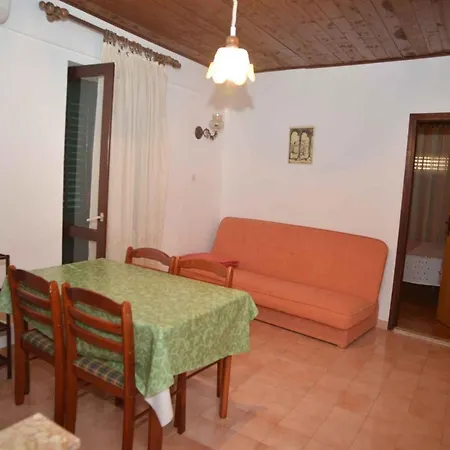 One-bedroom In I * Kukljica