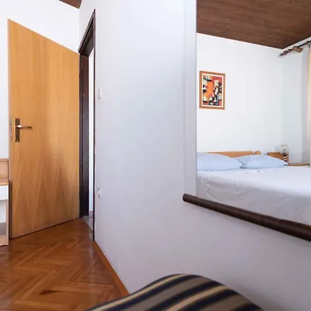 One-bedroom In I Διαμέρισμα Kukljica