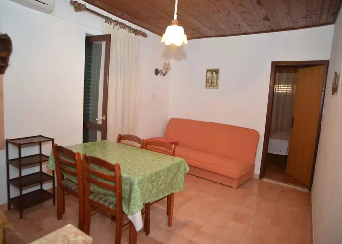 One-bedroom In I * Kukljica